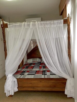 4 bedrooms, WiFi - MINGLANILLA, CEBU FONTE DI VERSAILLES HOUSE RENTAL (Minglanilla)