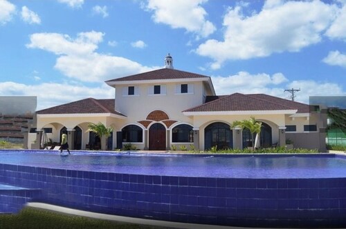 MINGLANILLA, CEBU FONTE DI VERSAILLES HOUSE RENTAL