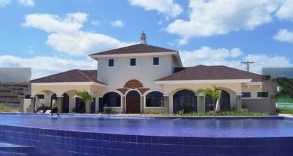 MINGLANILLA, CEBU FONTE DI VERSAILLES HOUSE RENTAL