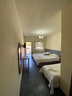 Minibar, free WiFi - Pousada Thamalu 228 (Paraty)