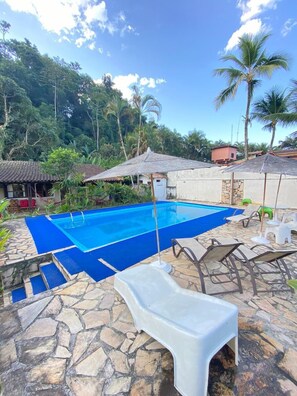 Outdoor pool - Pousada Thamalu 228 (Paraty)