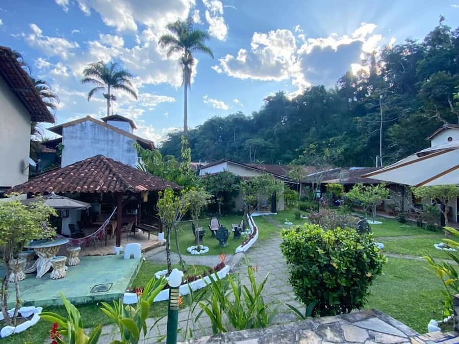 En 29-tommers Flatskjerm-TV med Parabol-TV samt TV