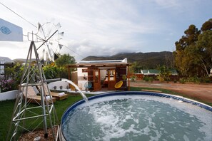 Suite estudio clásica | 2 dormitorios, ropa de cama de alta calidad, decoración individual