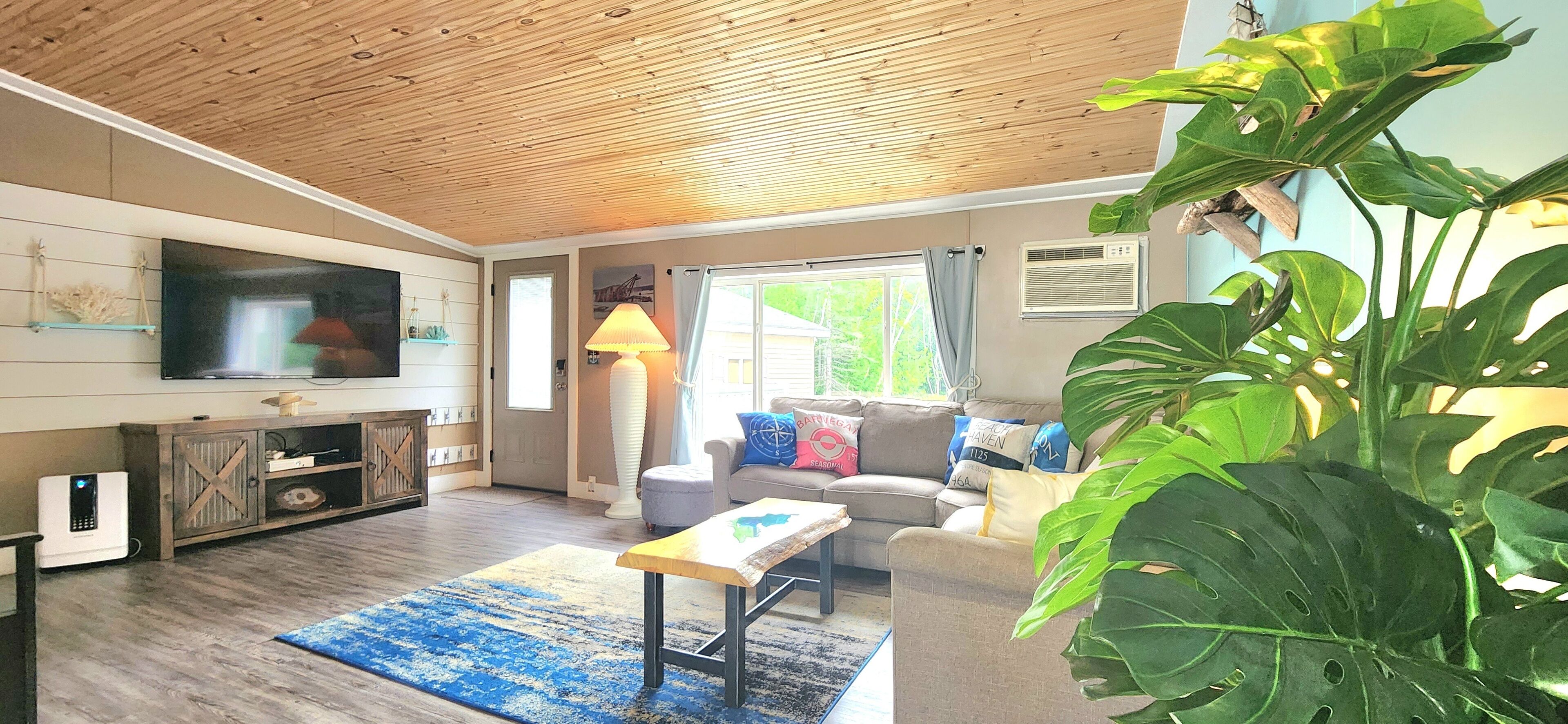 Een smart-tv, videogames, een dvd-speler en boeken