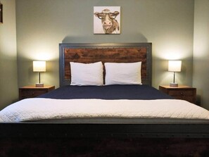 3 Schlafzimmer, Reisekinderbett, WLAN, Bettwäsche