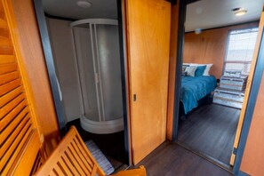 4 bedrooms, WiFi - Marine Expeditionary Outpost (Belhaven)