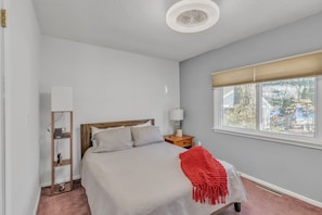 2 chambres, fer et planche à repasser, Wi-Fi gratuit, draps fournis
