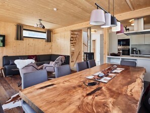 Dining - mit 4 Schlafzimmern für bis zu 8 P. by Interhome (Steinach am Brenner)