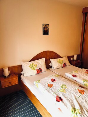 2 habitaciones, internet y ropa de cama