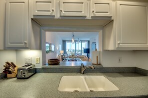 Fridge, microwave, oven, stovetop - Palm Harbor #503 - Beautiful Beach Condo Overlooking Marina! (Fort Myers Beach)