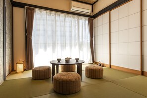 스튜디오, 금연 (2nd Floor) | 다리미/다리미판, 무료 WiFi, 침대 시트