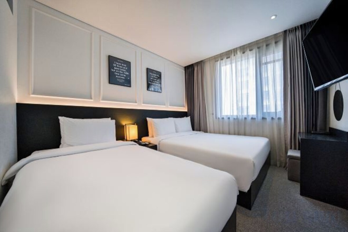 Family Twin Room