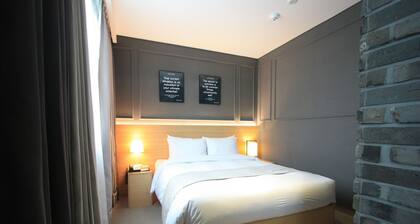 Suwon Vella Suite Hotel