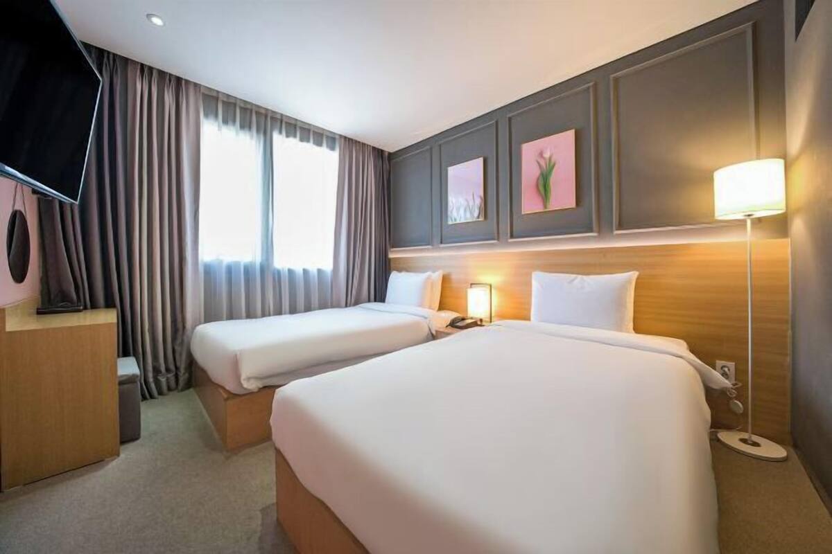 1 bedroom, WiFi (free), bed sheets