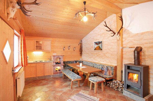 Imagen sin descripción, 1 de 15, botón