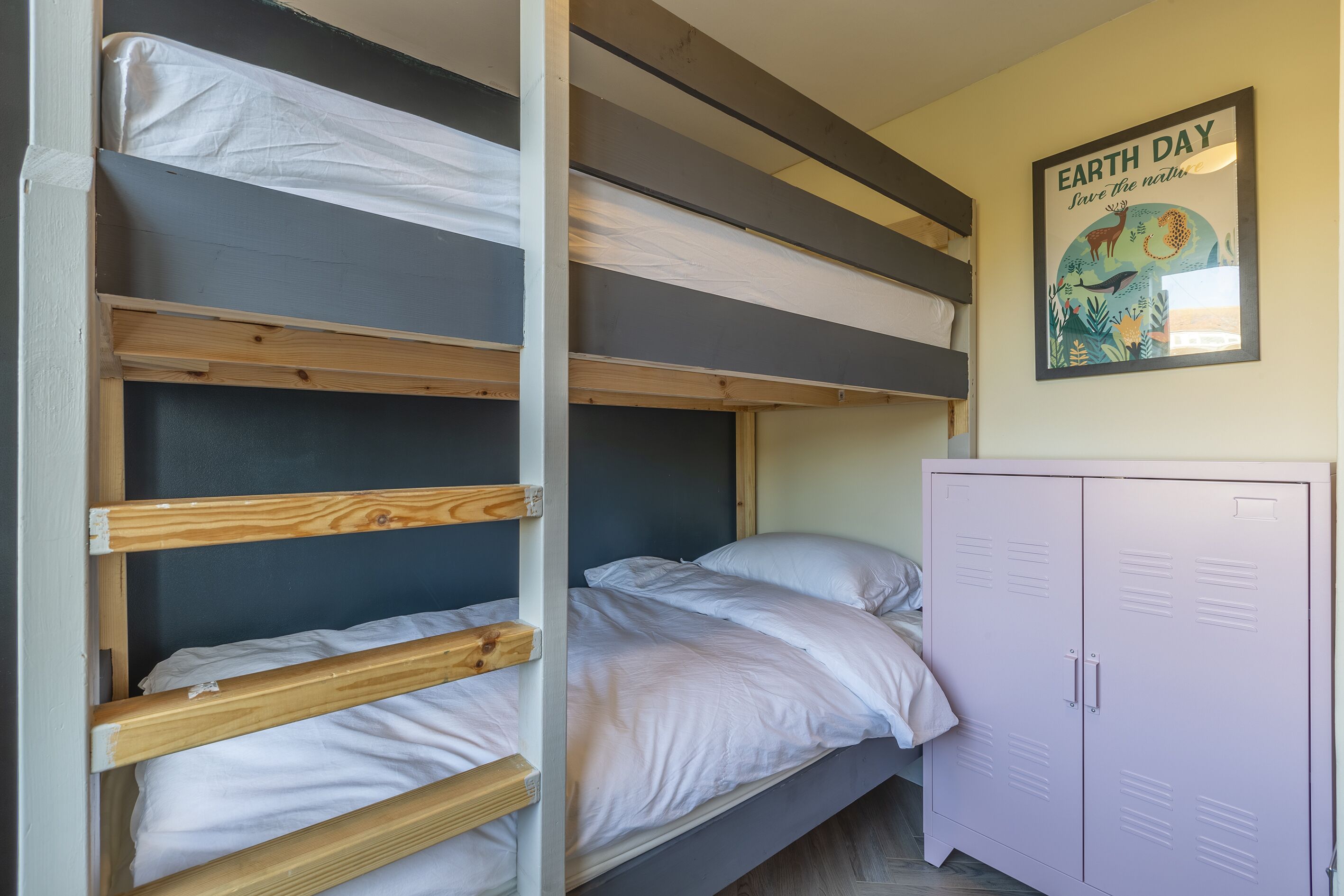 4 Schlafzimmer, Bügeleisen/Bügelbrett, kostenloses WLAN, Bettwäsche