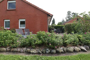 Terrace/patio - Urlauberdorf 52b, Deutschland (Ostseebad Boltenhagen)