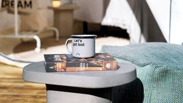 1 dormitori, roba de llit d'alta qualitat i caixa forta a l'habitació