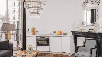 Marigold - Appartement 1 chambre | Cuisine privée | Réfrigérateur, micro-ondes, four, machine à expresso