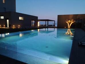 Piscina a l'aire lliure de temporada 