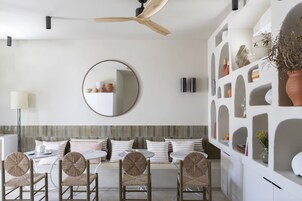 Sala de estar en el lobby