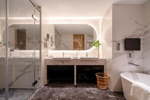 Bathroom - Liyang Jinfeng International Hotel (Changzhou)