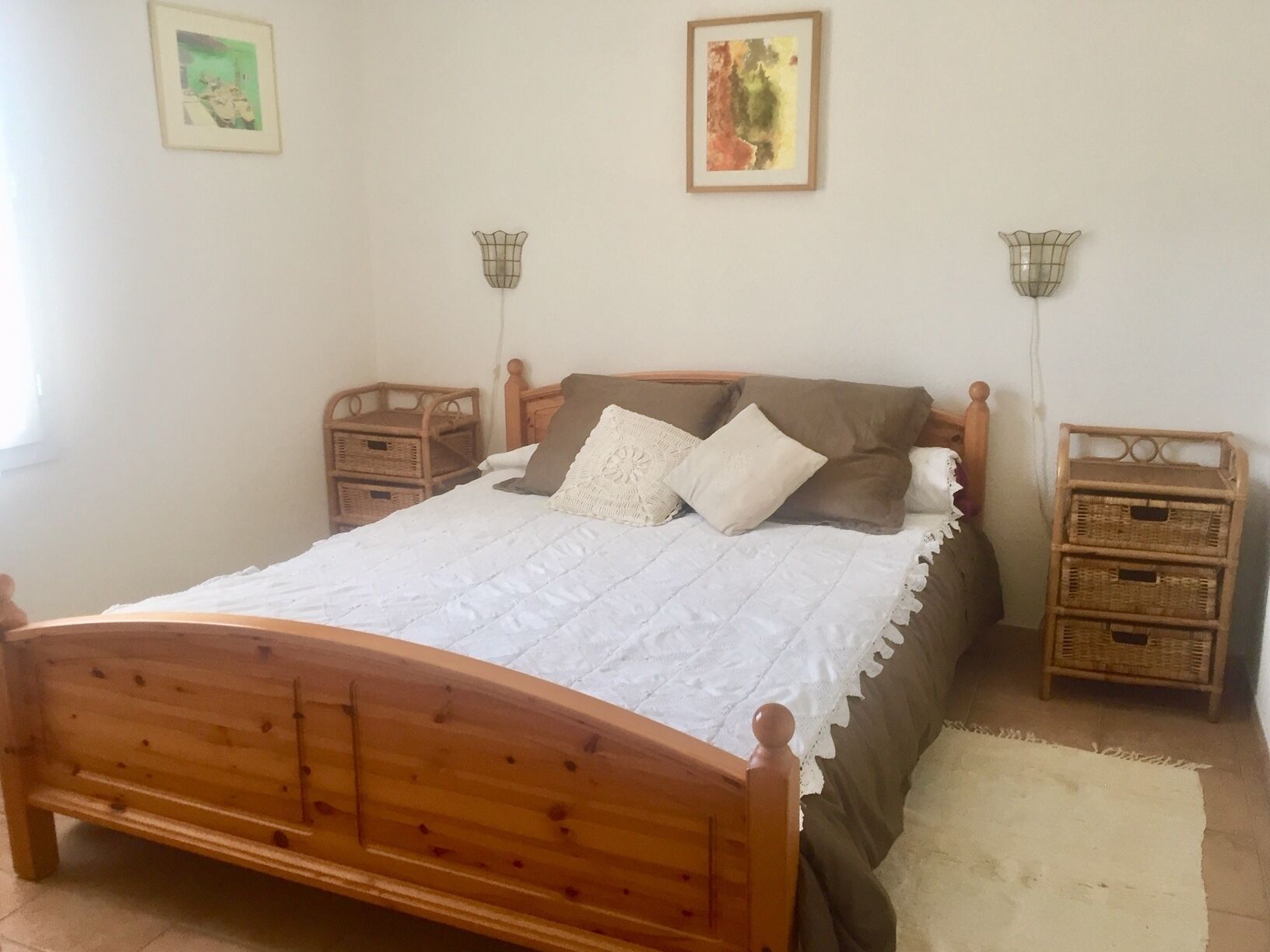 2 多间卧室、熨斗/熨衣板、免费 WiFi、床单