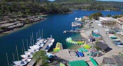 Les Romarins" house with splendid lake view