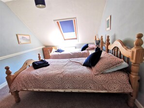 7 bedrooms, free WiFi