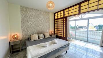 2 slaapkamers, een strijkplank/strijkijzer, gratis wifi, beddengoed