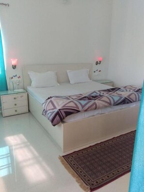 Deluxe Double Room, Lake View | Egyptian cotton sheets, premium bedding, down comforters