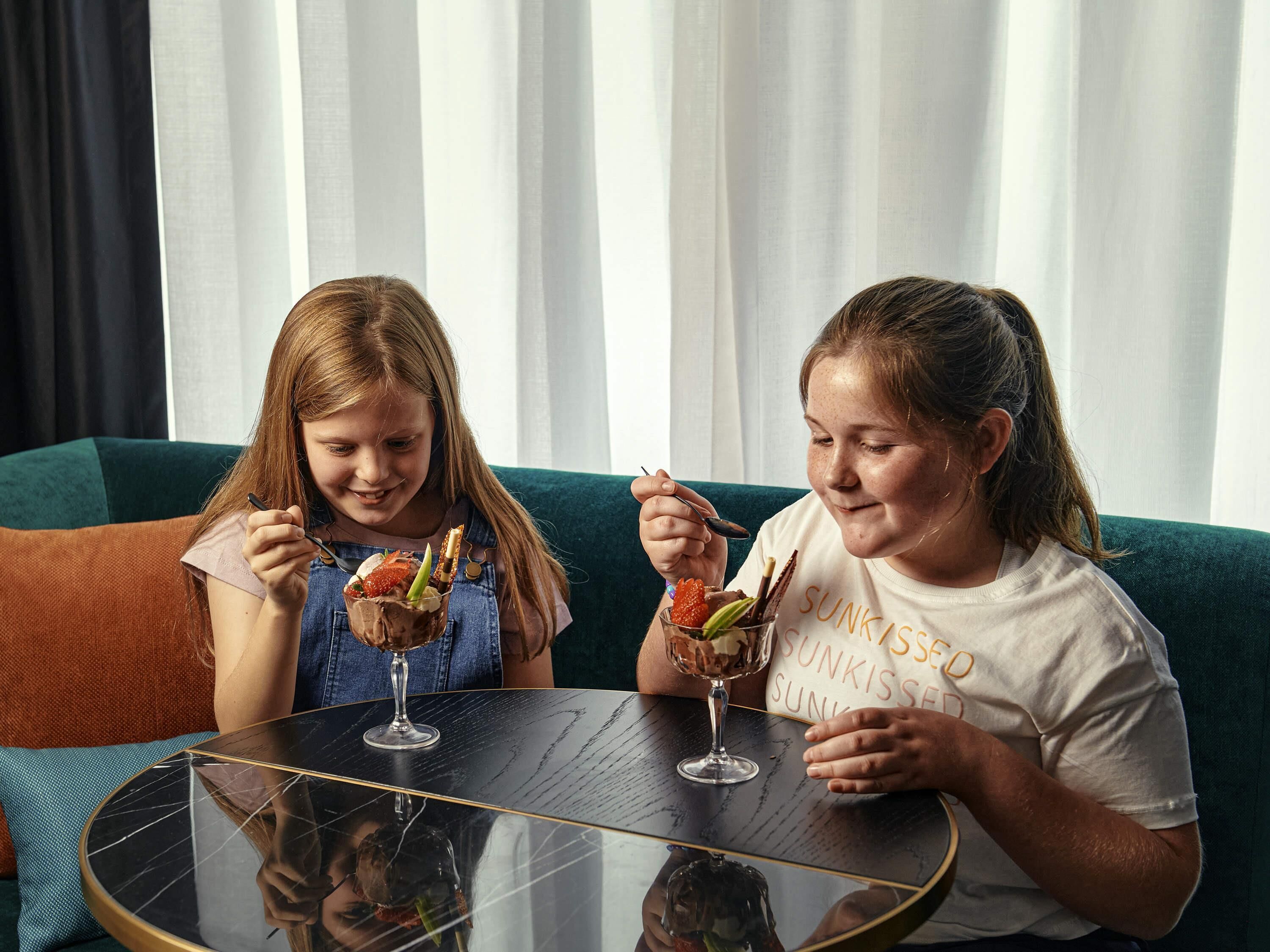 Standaard suite, 2 tweepersoonsbedden (Standard) | Luxe beddengoed, een minibar, een kluis op de kamer