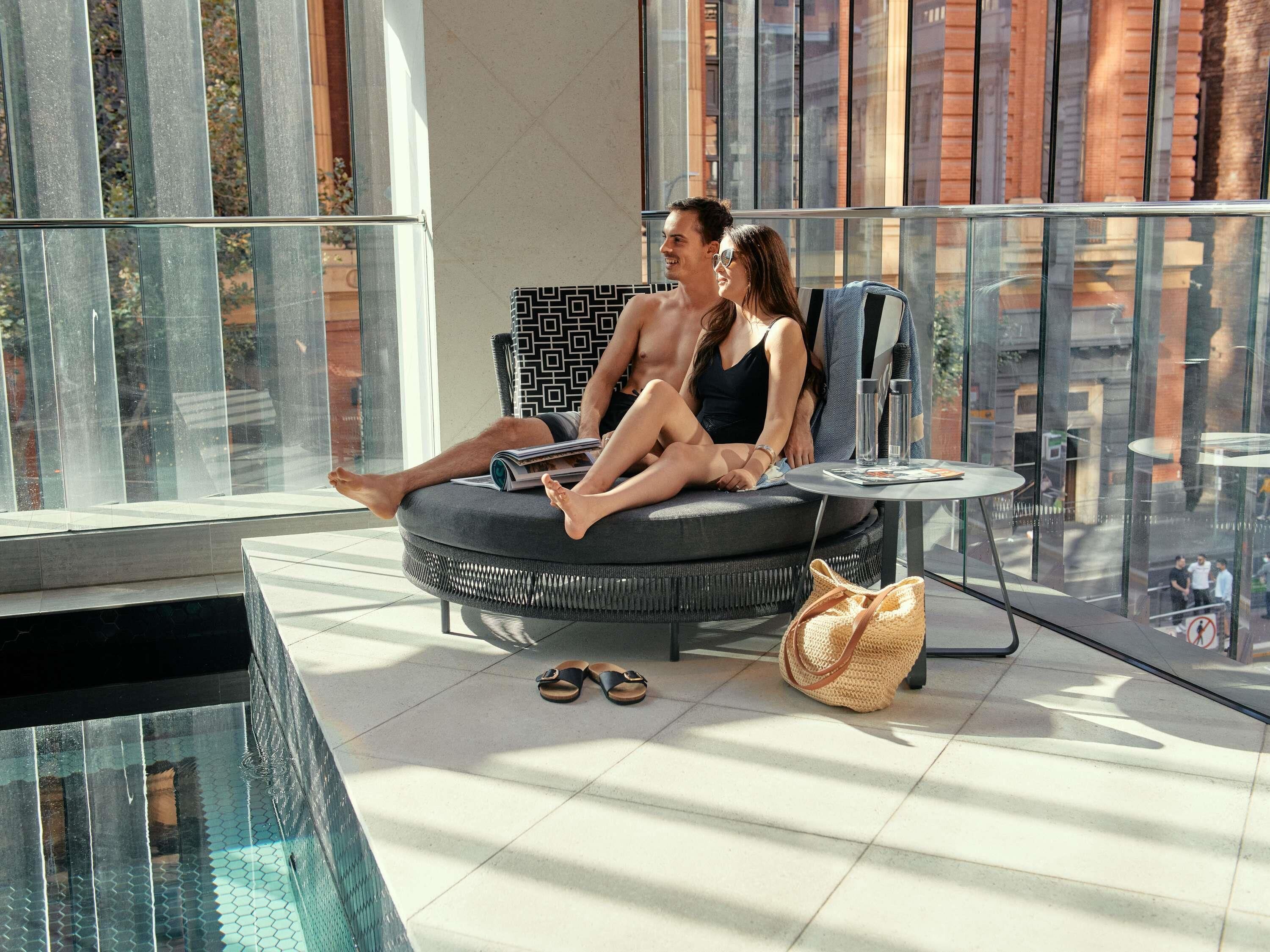 Indoor pool, sun loungers