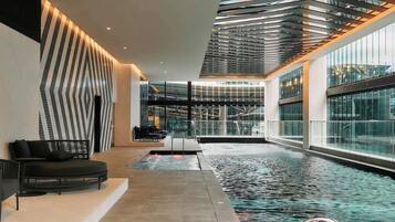 Indoor pool, sun loungers