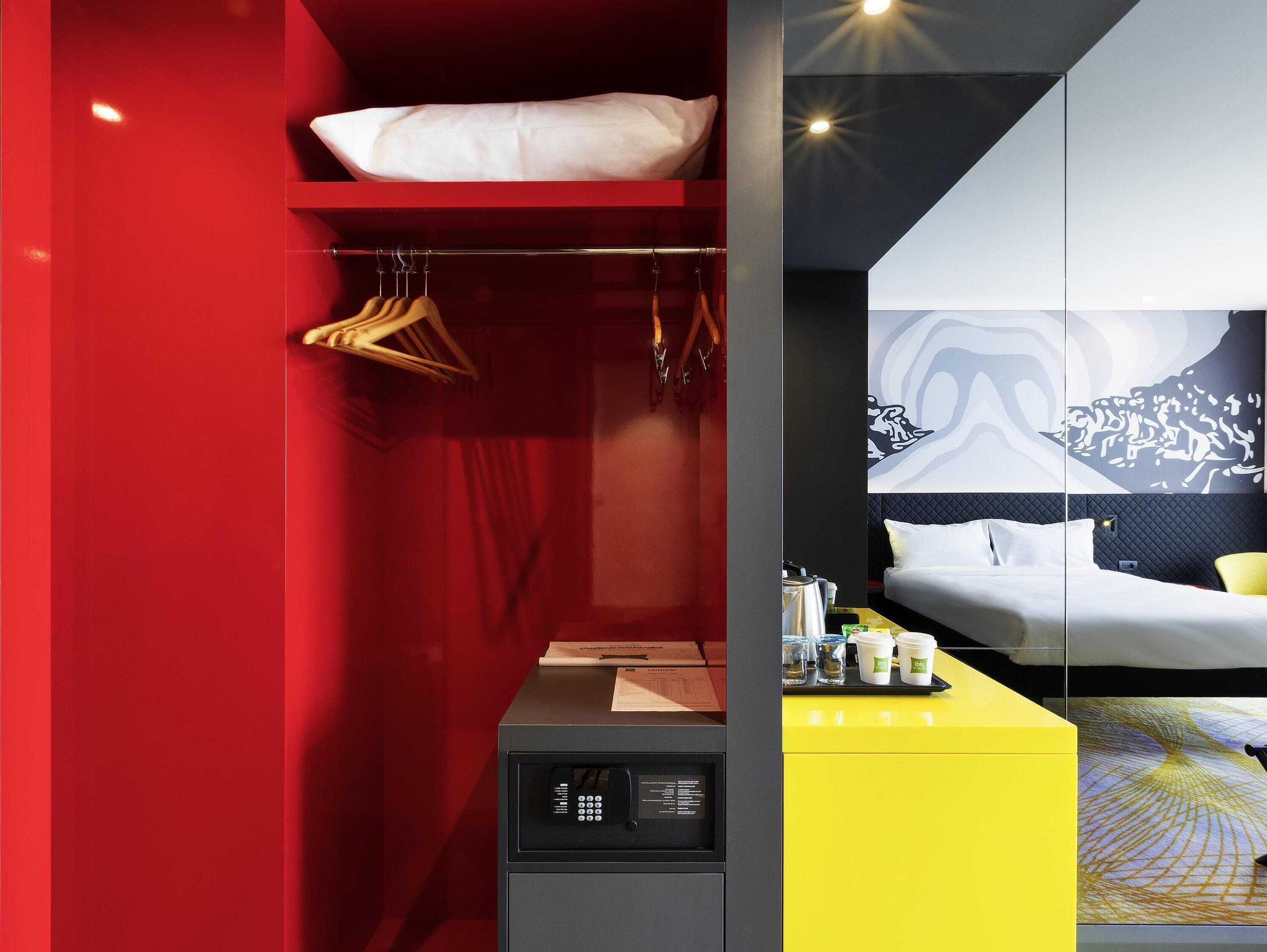 Superior Double Room, 1 Double Bed | Egyptian cotton sheets, premium bedding, minibar, in-room safe