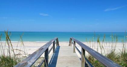 Midnight Cove ll - Ground Floor, Water Views, Deeded Beach Access! 113A