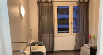 Studio Agréable et Lumineux Proche de Toutes les Commodités
