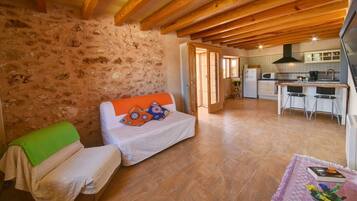 Een televisie en een dvd-speler