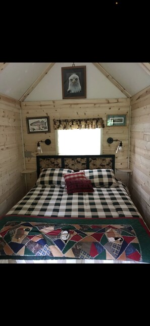 1 bedroom, in-room safe, free WiFi, bed sheets - Homestead cabin (Homer)