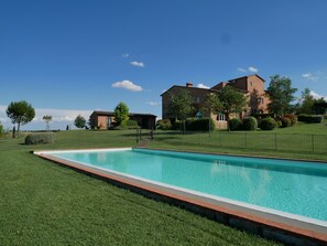 Alberca al aire libre 