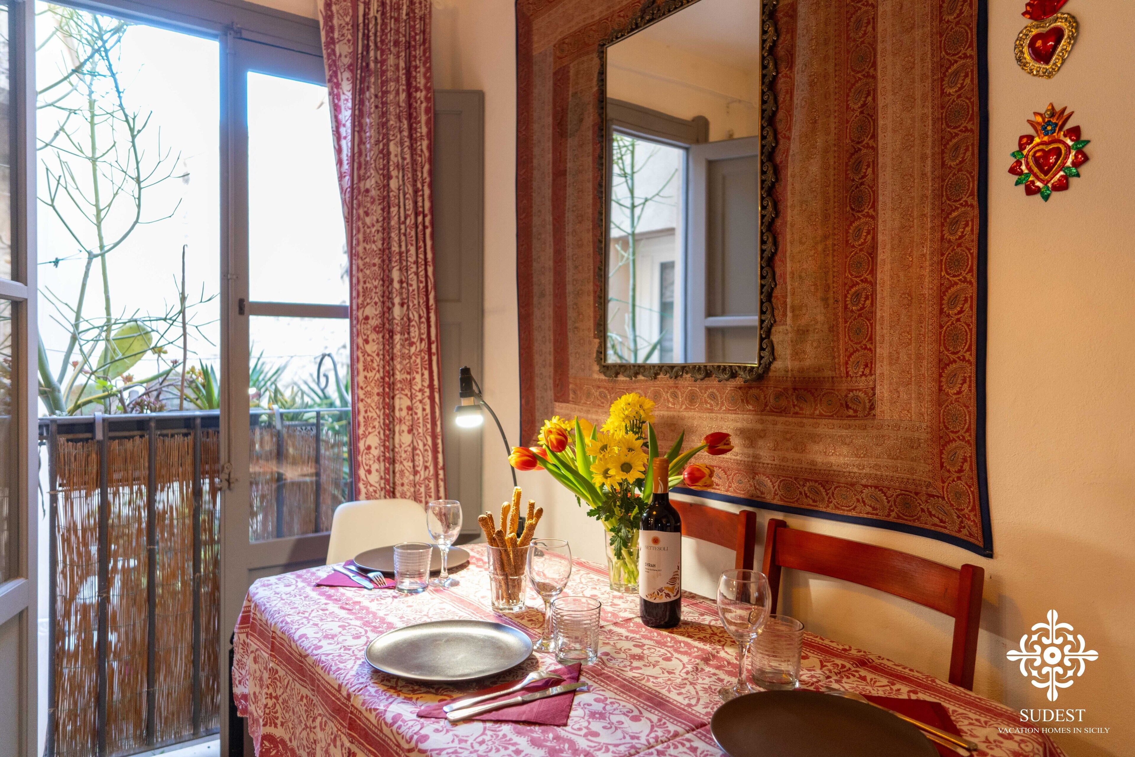 Comfort Apartment, 1 Bedroom | Private kitchen | Full-size fridge, oven, stovetop, espresso maker