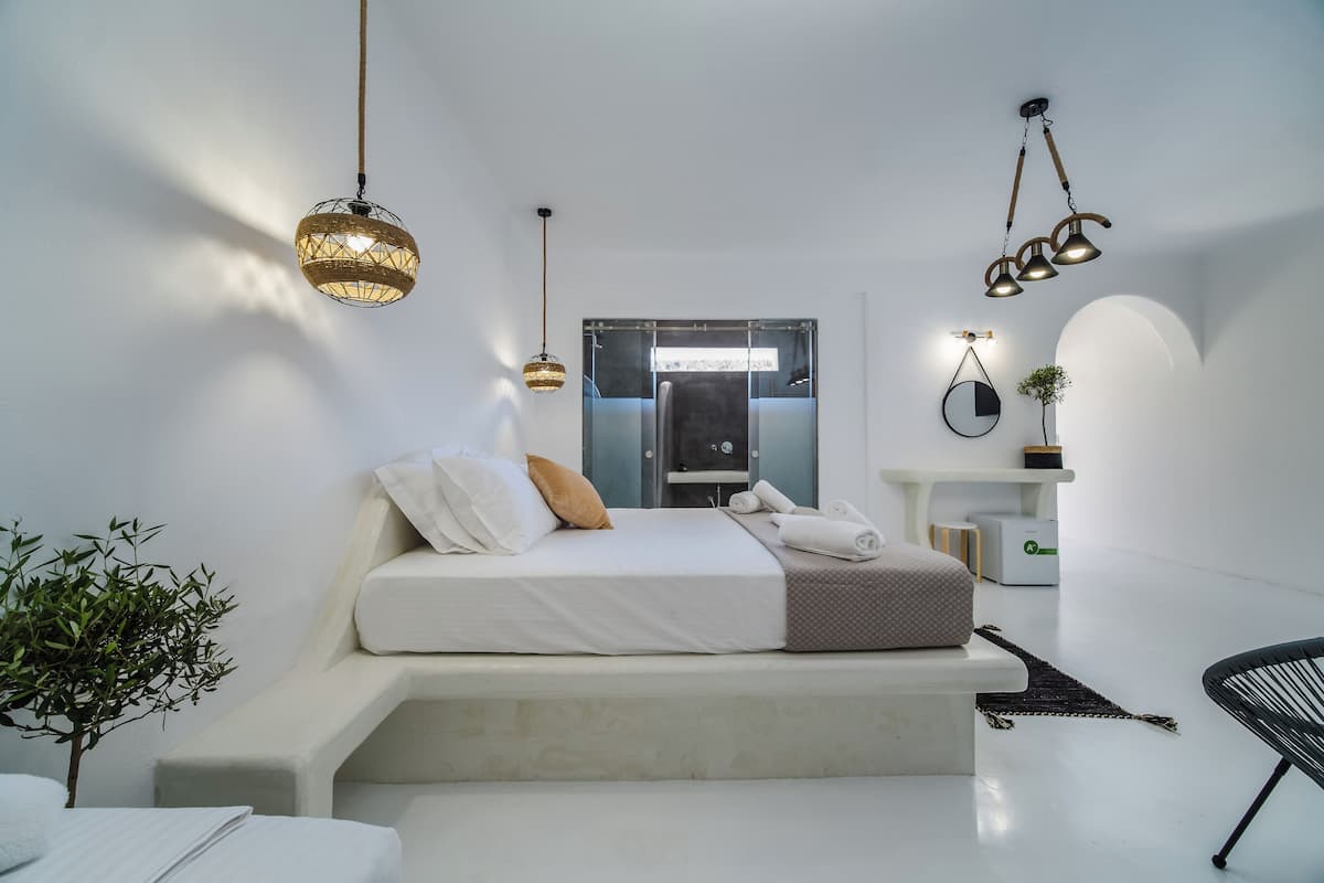 In-room safe, individually decorated, individually furnished, desk