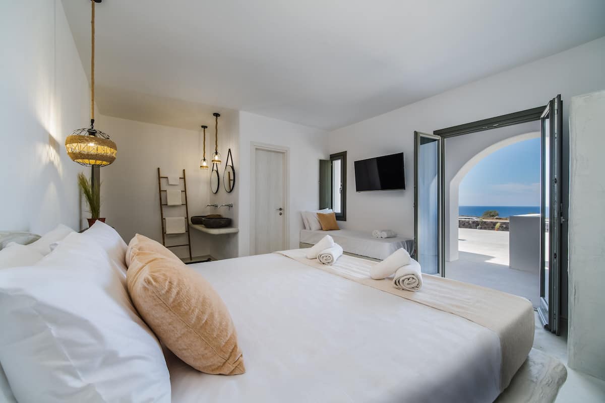 Suite Deluxe, hidromasaje | 1 habitación y caja de seguridad en la habitación