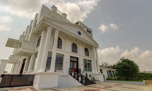 บริเวณภายนอก