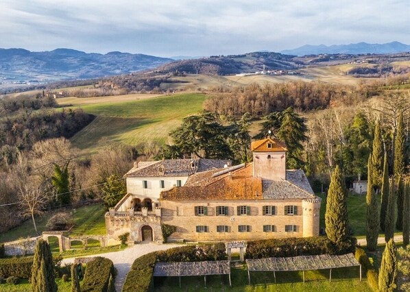 Exterior - One of the principle and most historic estates in Italy. (Città di Castello (PG))