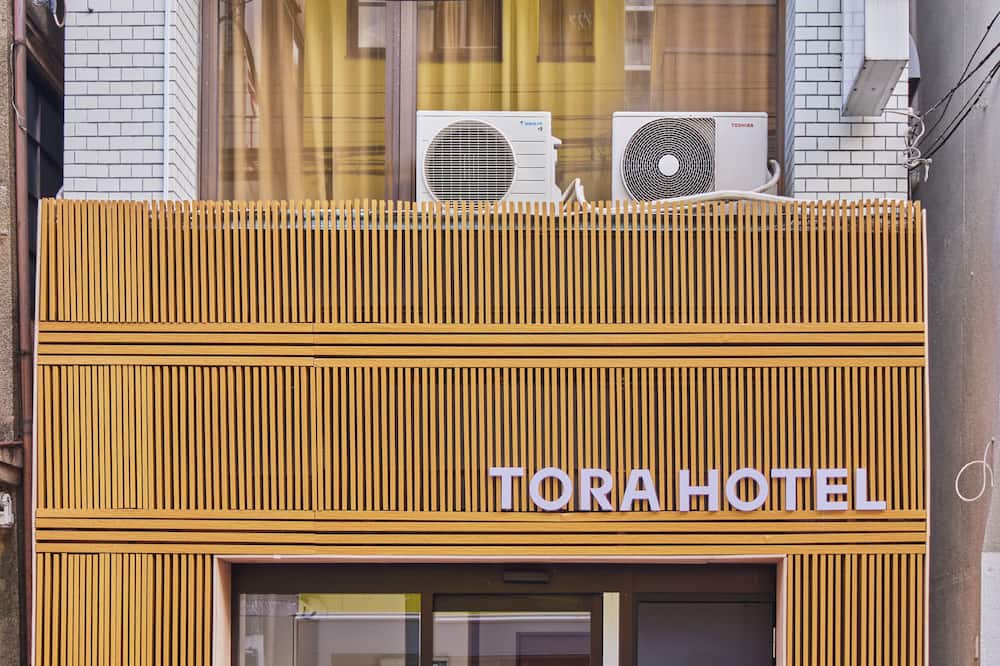 TORA Hotel Ueno 193 B