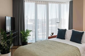 In-room safe, laptop workspace, blackout curtains, iron/ironing board