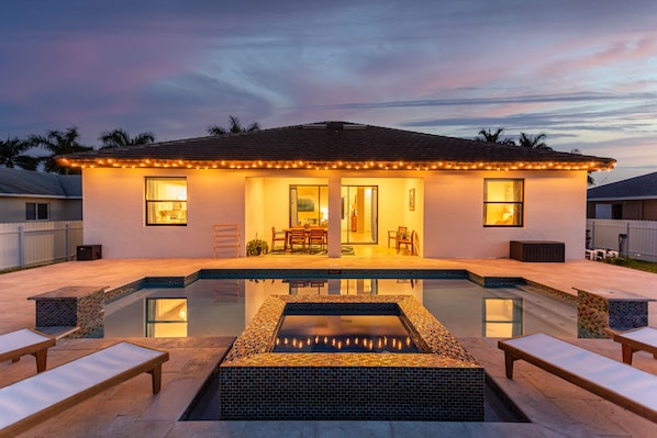 Outdoor pool, a heated pool