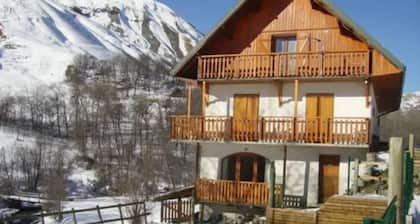 superbe appartement 6 pers dans chalet   ,ambiance familiale été piscine,SPA