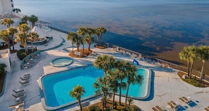 NEW! Breathtaking Bay Views, Newly Decorated!